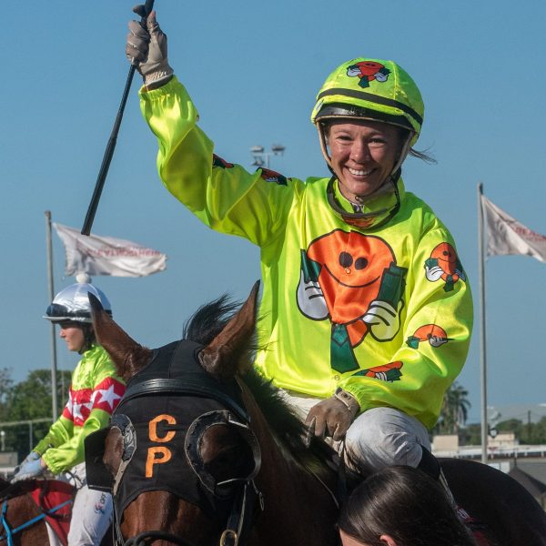 HIGH FLYING CROW WINS BACK TO BACK FEATURE