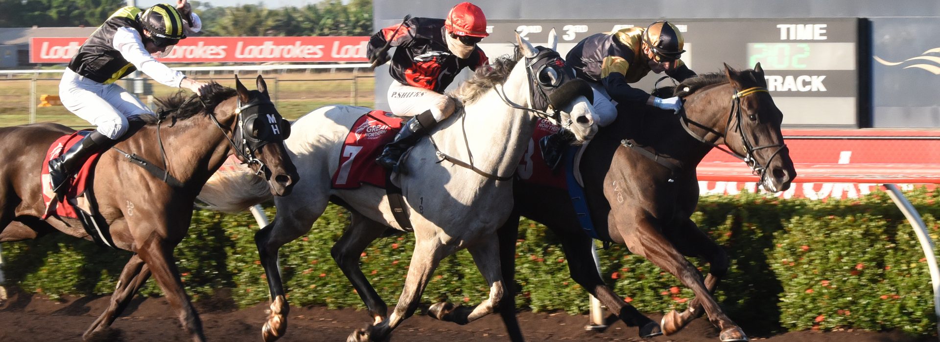 R10 – Hadouken – Peter Robl – Blake Shinn 6